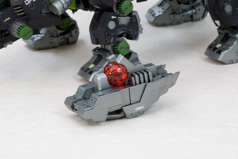 HMM ZOIDS 1/72 DPZ-10 Dark Horn Plastic Model